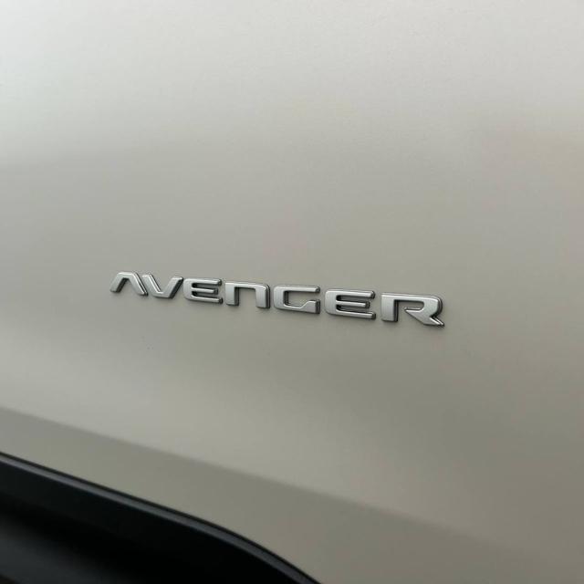 JEEP Avenger usata, con Specchietti laterali elettrici