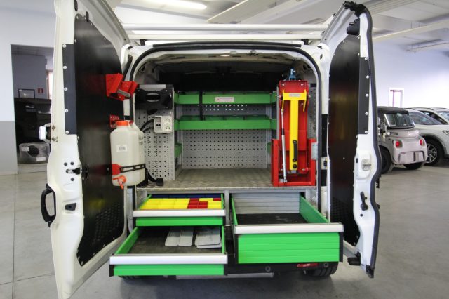 FIAT Doblo usata, con Hill holder