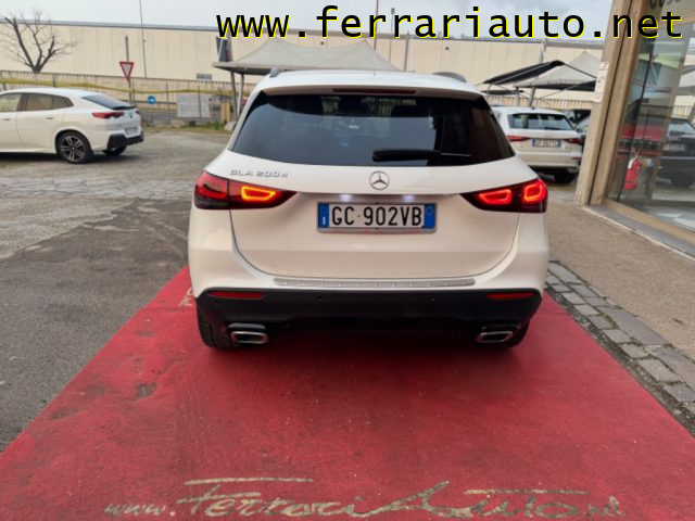 MERCEDES-BENZ GLA 200 usata, con Cronologia tagliandi