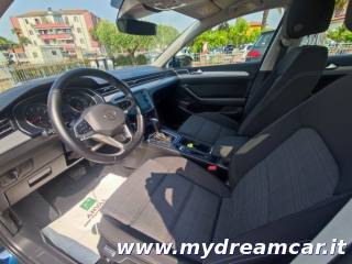 VOLKSWAGEN Passat Variant usata, con Climatizzatore