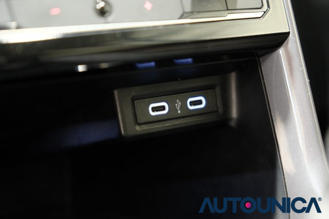 VOLKSWAGEN T-Cross usata, con Sensori di parcheggio posteriori