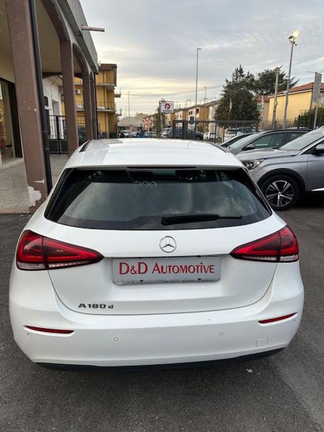 MERCEDES-BENZ A 180 usata, con Boardcomputer