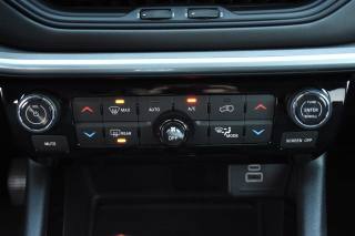 JEEP Compass usata, con Interni in pelle