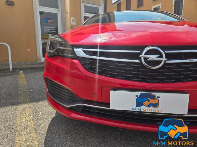 OPEL Astra usata, con Servosterzo