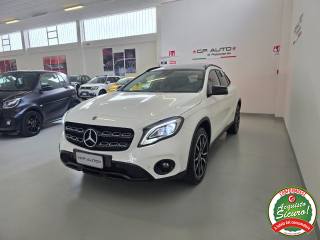 MERCEDES-BENZ GLA 200 d Automatic 4Matic Premium + Tetto