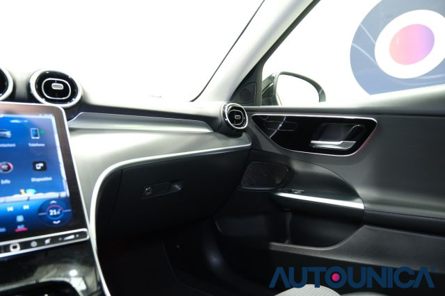 MERCEDES-BENZ C 200 usata, con Specchietti laterali elettrici