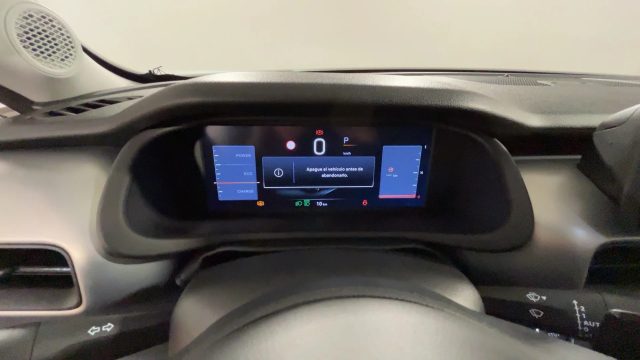 JEEP Avenger usata, con Autoradio digitale