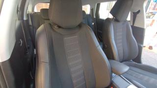 PEUGEOT 308 usata, con Sensori di parcheggio anteriori