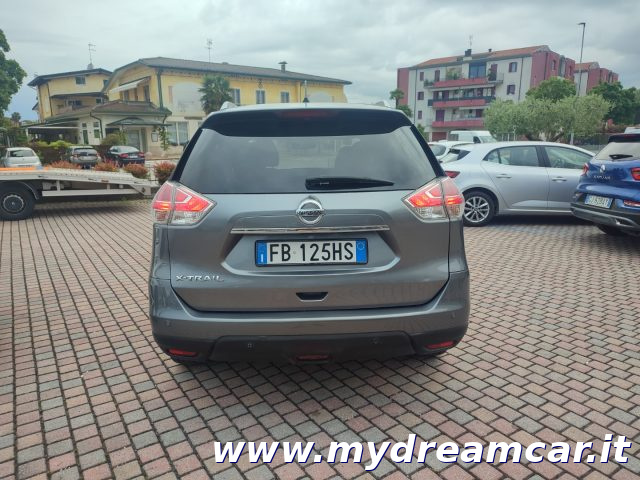 NISSAN X-Trail usata, con Sensori di parcheggio posteriori