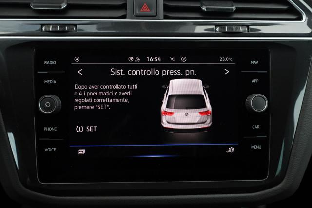 VOLKSWAGEN Tiguan usata, con Volante multifunzione
