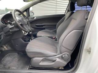 OPEL Corsa usata, con Lettore CD