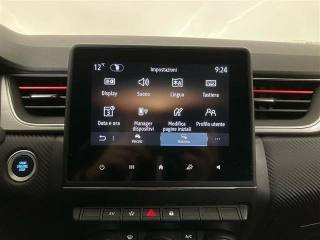 RENAULT Captur usata, con Volante in pelle