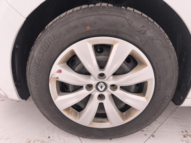 RENAULT Clio usata, con Climatizzatore