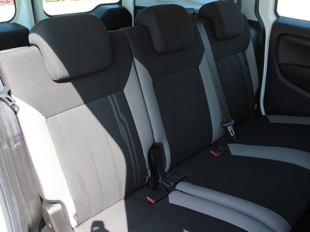 FIAT Doblo usata, con Sedile posteriore sdoppiato