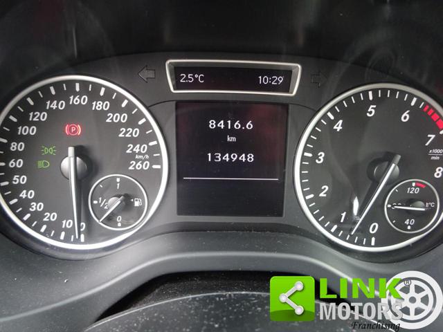 MERCEDES-BENZ A 180 usata, con Chiusura centralizzata