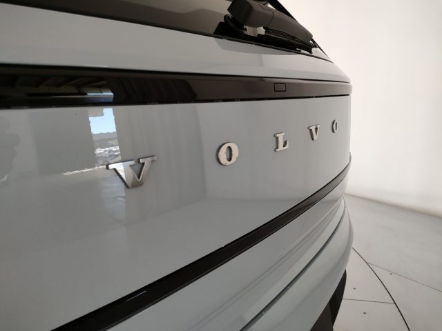 VOLVO EX30 usata, con Volante multifunzione