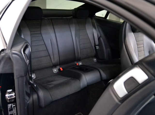 MERCEDES-BENZ E 200 usata, con Airbag Passeggero