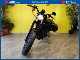 HARLEY-DAVIDSON 883 Iron usata 1