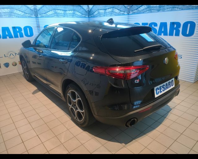 ALFA ROMEO Stelvio usata, con Volante in pelle