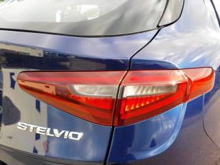 ALFA ROMEO Stelvio usata, con Controllo trazione