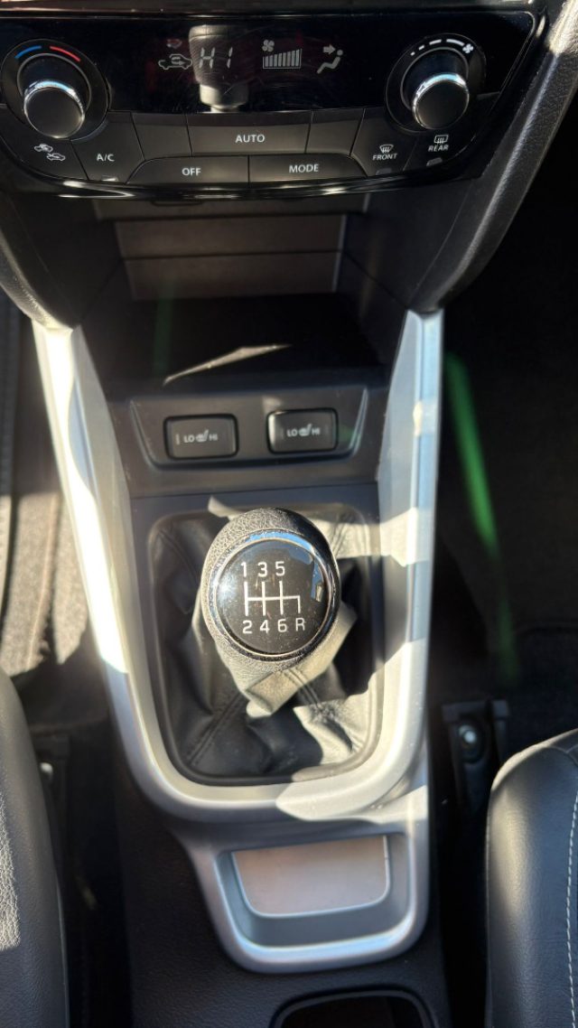 SUZUKI Vitara usata, con Fari LED