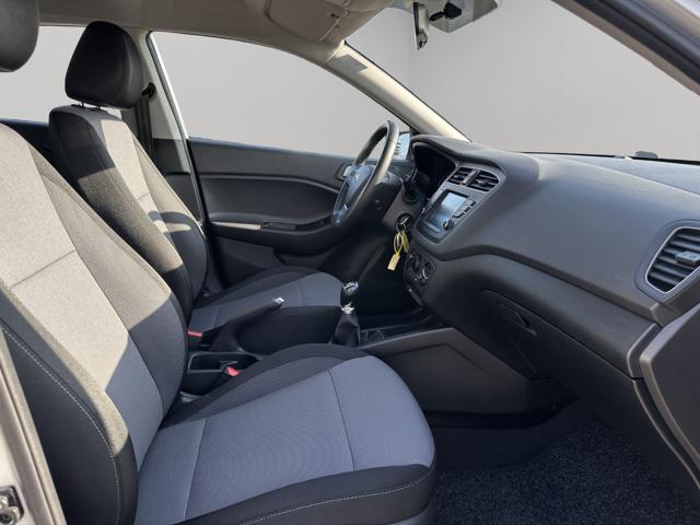 HYUNDAI i20 usata, con Servosterzo