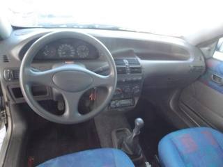 FIAT Punto usata 12