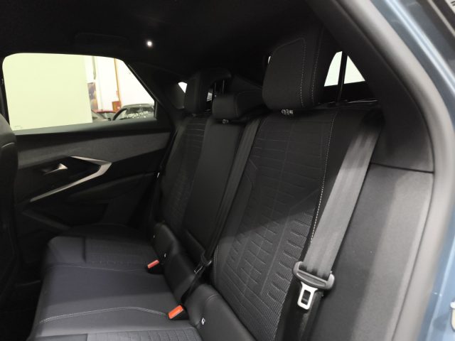 PEUGEOT 3008 usata, con Volante multifunzione