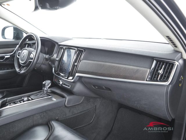 VOLVO V90 Cross Country usata 11