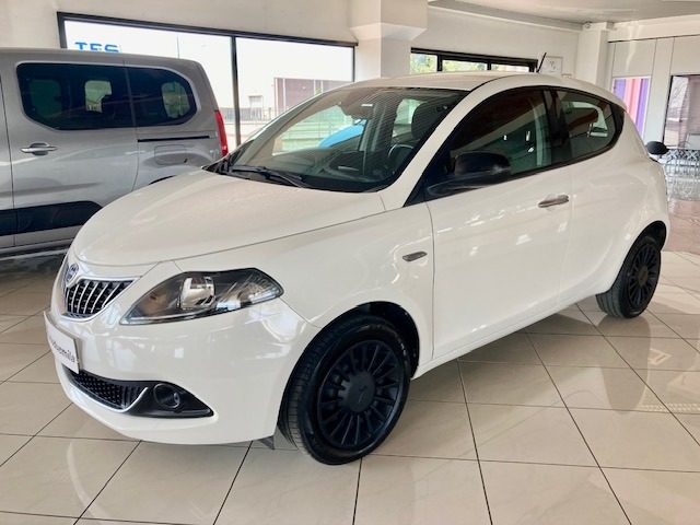 LANCIA Ypsilon usata, con Airbag Passeggero