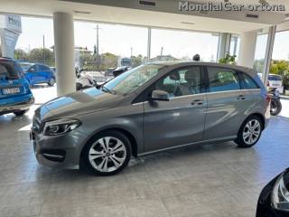 MERCEDES-BENZ B 180 usata, con Airbag