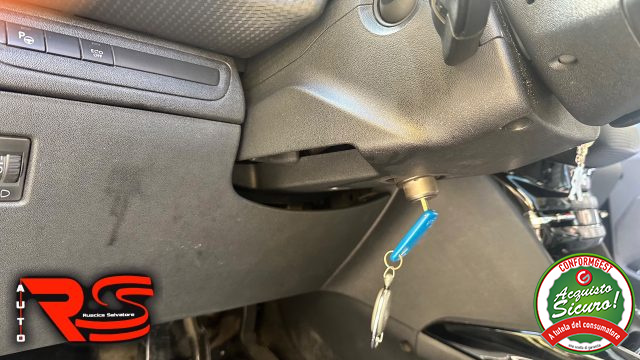 PEUGEOT 2008 usata, con Chiusura centralizzata