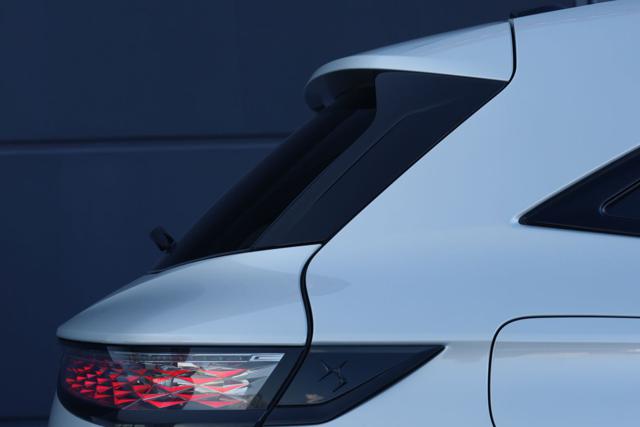 DS AUTOMOBILES DS 7 Crossback usata, con Airbag testa