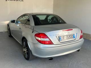 MERCEDES-BENZ SLK 200 usata, con Cerchi in lega