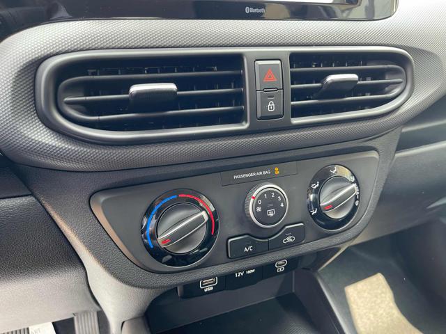 HYUNDAI i10 usata, con Sedile posteriore sdoppiato