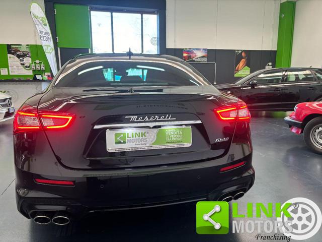 MASERATI Ghibli usata, con Cerchi in lega