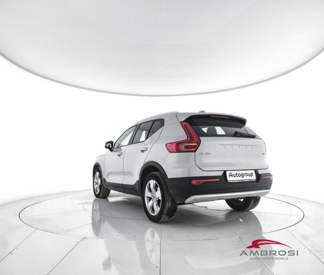 VOLVO XC40 usata 3