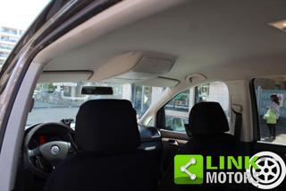 VOLKSWAGEN Touran usata, con Servosterzo