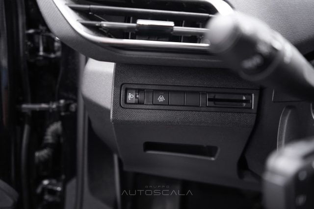 PEUGEOT 3008 usata, con Controllo elettronico della corsia