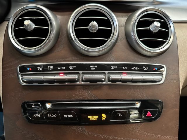MERCEDES-BENZ C 220 usata, con Frenata d