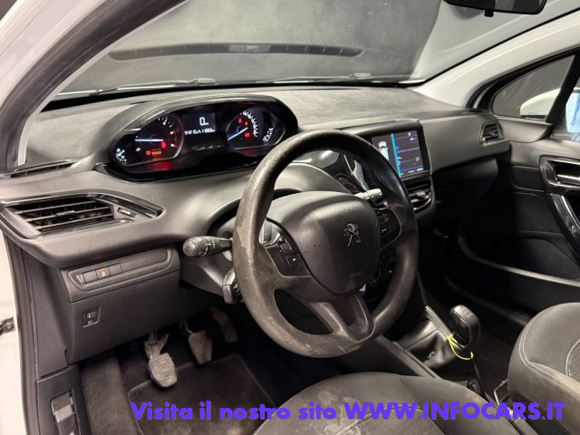 PEUGEOT 208 usata, con Boardcomputer