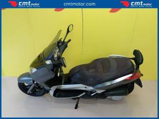 YAMAHA X-Max 250 usata 9