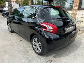 PEUGEOT 208 usata, con Boardcomputer