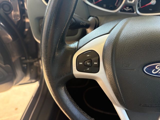 FORD Fiesta usata, con Fendinebbia