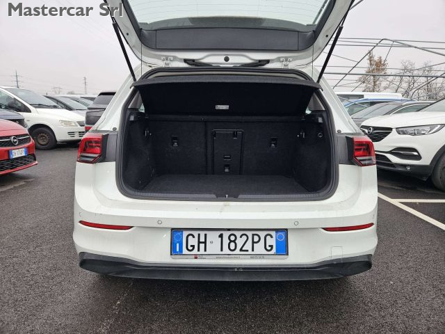 VOLKSWAGEN Golf usata, con Fari LED