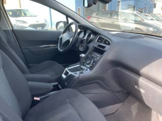 PEUGEOT 5008 usata 9