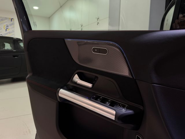 MERCEDES-BENZ GLA 200 usata, con Bracciolo