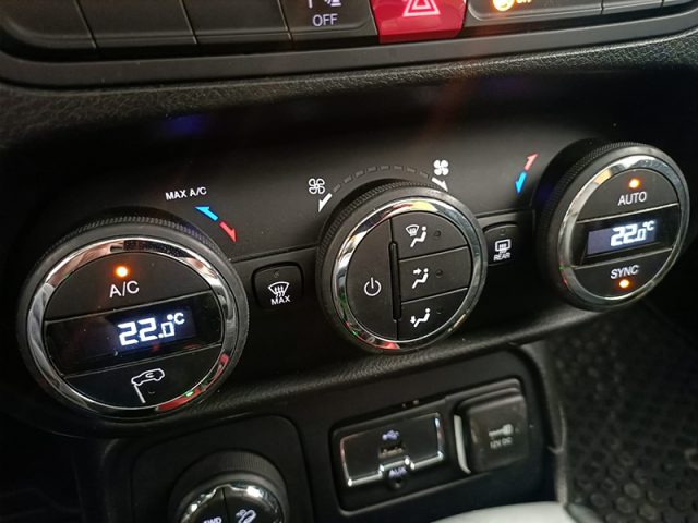 JEEP Renegade usata, con Sistema di navigazione