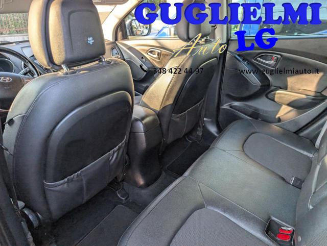 HYUNDAI iX35 usata, con Sedile posteriore sdoppiato