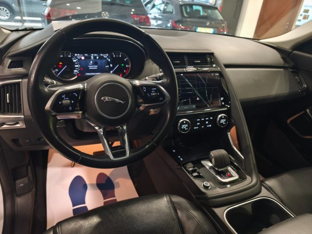 JAGUAR E-Pace usata, con Autoradio